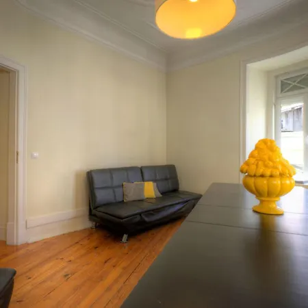 Fuer 19 Personen Und 1 Kind In By Interhome Apartment Lisbon