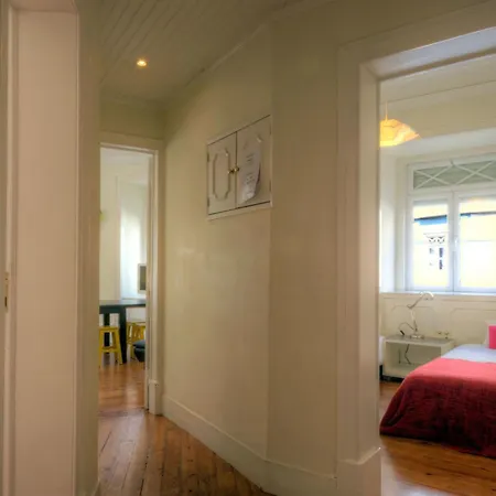 Fuer 19 Personen Und 1 Kind In By Interhome Apartment Lisbon