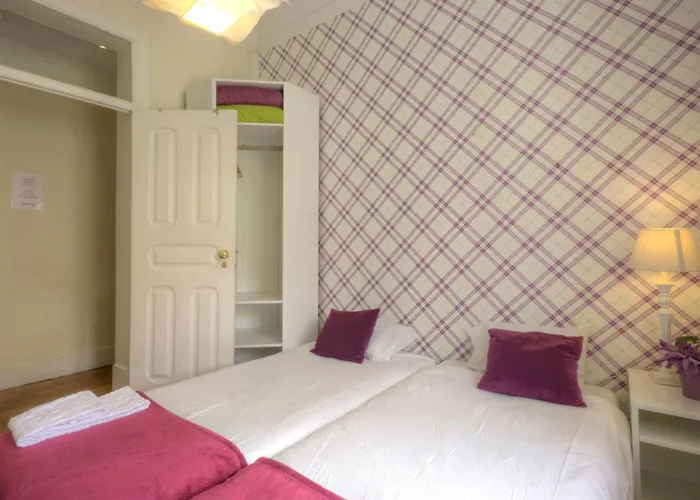 Fuer 19 Personen Und 1 Kind In By Interhome Apartment *