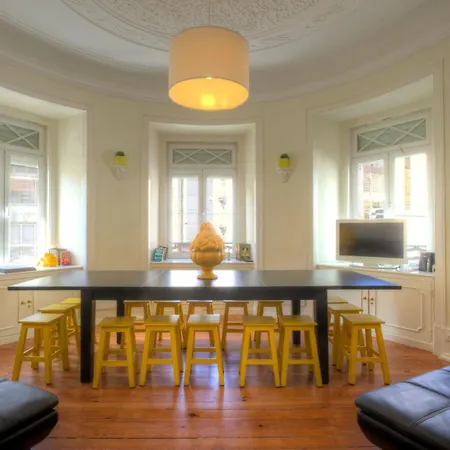 公寓 Fuer 19 Personen Und 1 Kind In By Interhome Lisboa