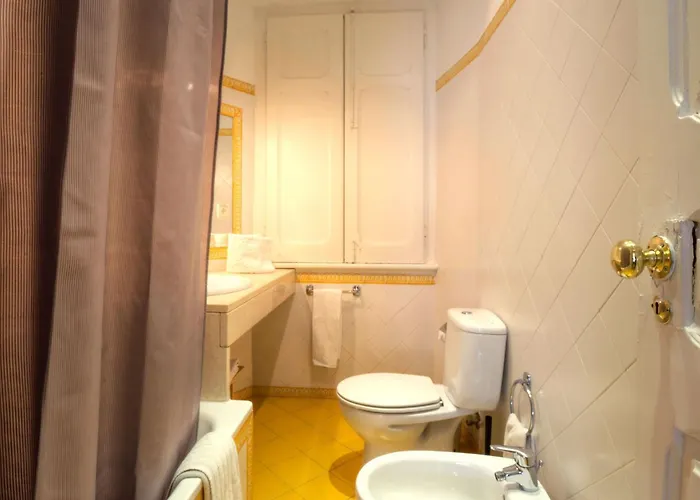 Fuer 19 Personen Und 1 Kind In By Interhome Lisboa